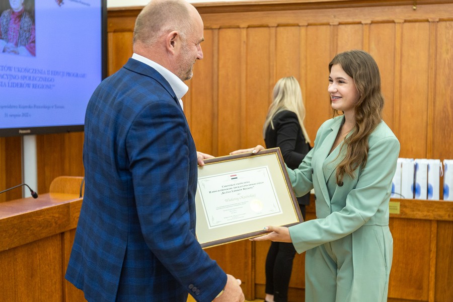 Spotkanie podsumowujące Kuźnię Liderów Regionu, fot. Szymon Zdziebło/tarantoga.pl dla UMWKP