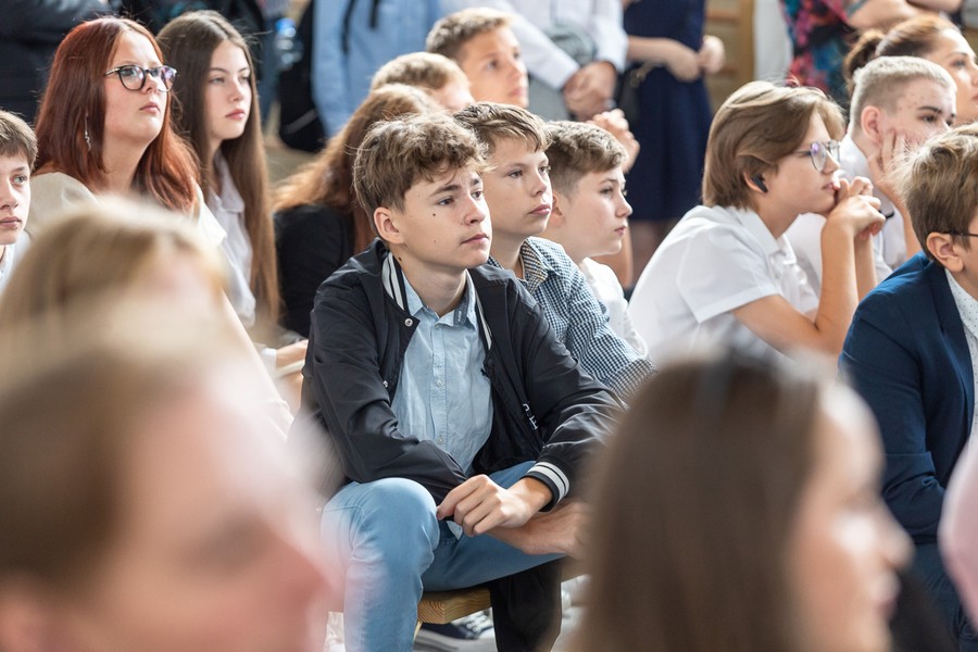 Inauguracja roku szkolnego w Lubiczu, fot. Szymon Zdziebło/tarantoga.pl dla UMWKP