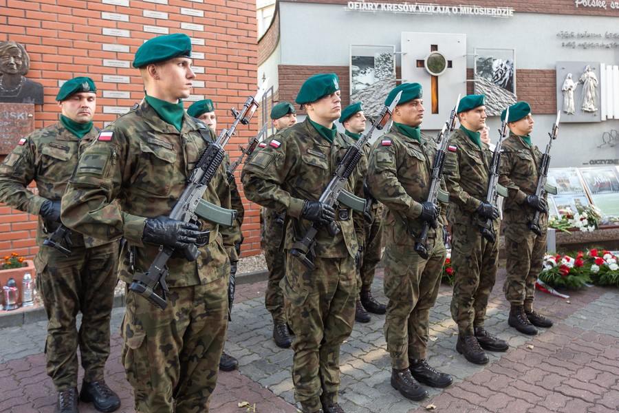 Obchody Dnia Sybiraka w Toruniu, fot. Szymon Zdziebło/tarantoga.pl dla UMWKP