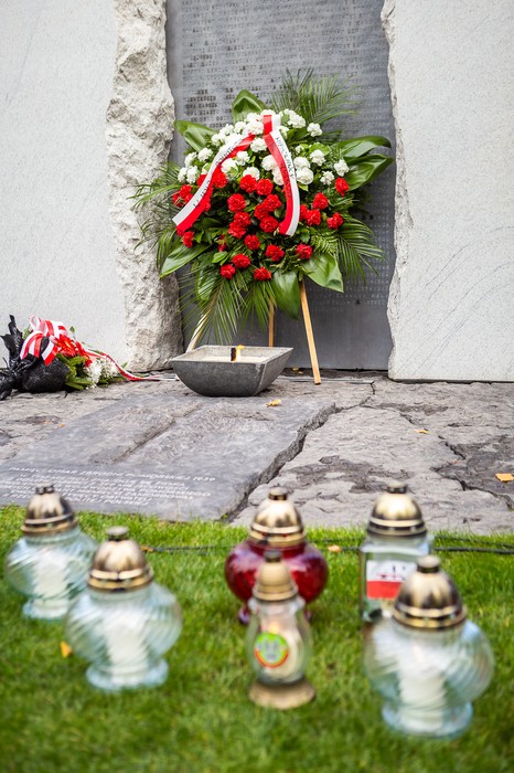 Wojewódzkie obchody dnia pamięci ofiar zbrodni pomorskiej 1939, fot. Szymon Zdziebło/tarantoga.pl dla UMWKP