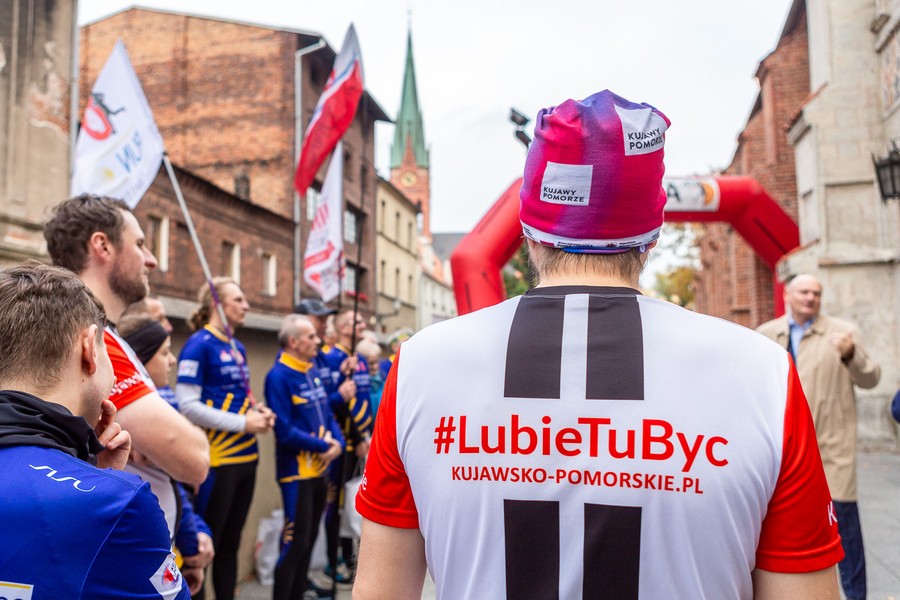 Sztafeta do Santiago de Compostela, fot. Szymon Zdziebło/tarantoga.pl dla UMWKP