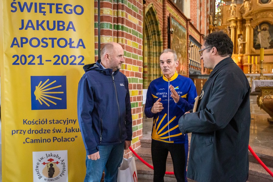 Sztafeta do Santiago de Compostela, fot. Szymon Zdziebło/tarantoga.pl dla UMWKP