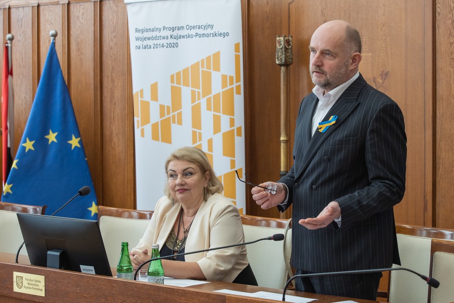 Podpisanie umów RPO i PROW, 17 października 2022 r., fot. Mikołaj Kuras dla UMWKP