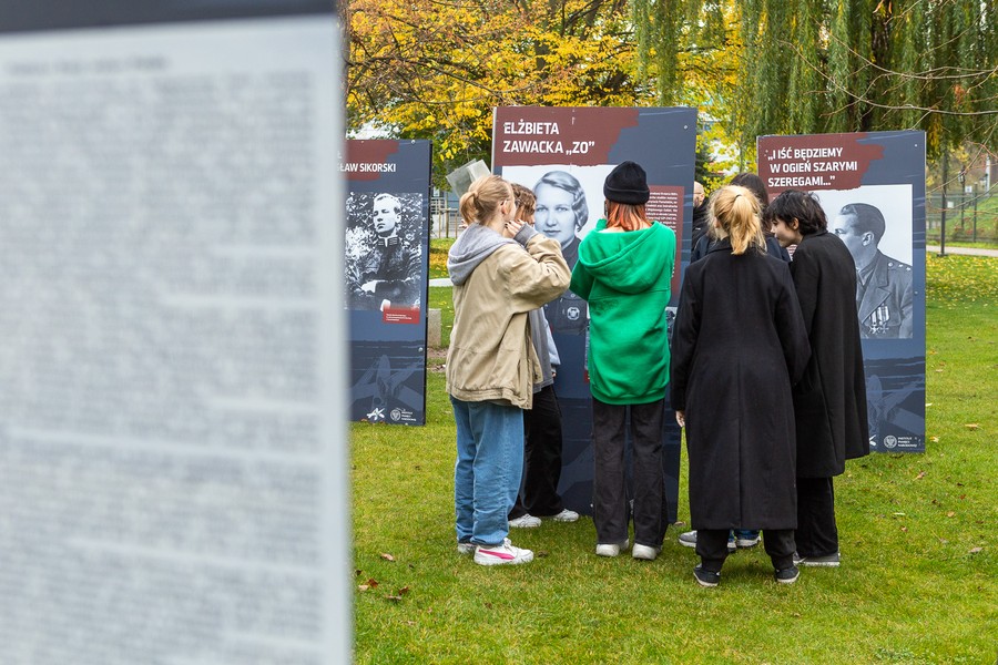 Wystawa Armia Krajowa, fot. Szymon Zdziebło/tarantoga.pl dla UMWKP