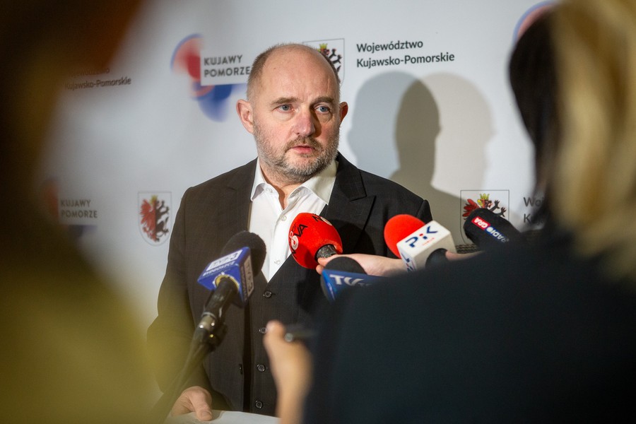 Briefing prasowy marszałka Piotra Całbeckiego i prezesa KPFP Agnieszki Wasity, fot. Szymon Zdziebło/tarantoga.pl dla UMWKP