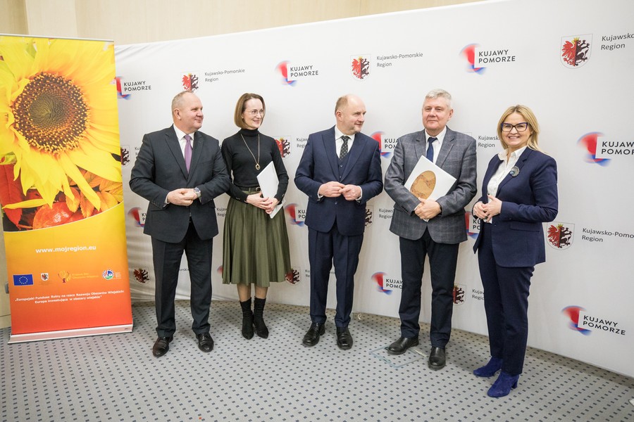 Wręczenie umów PROW, fot. Andrzej Goiński/UMWKP