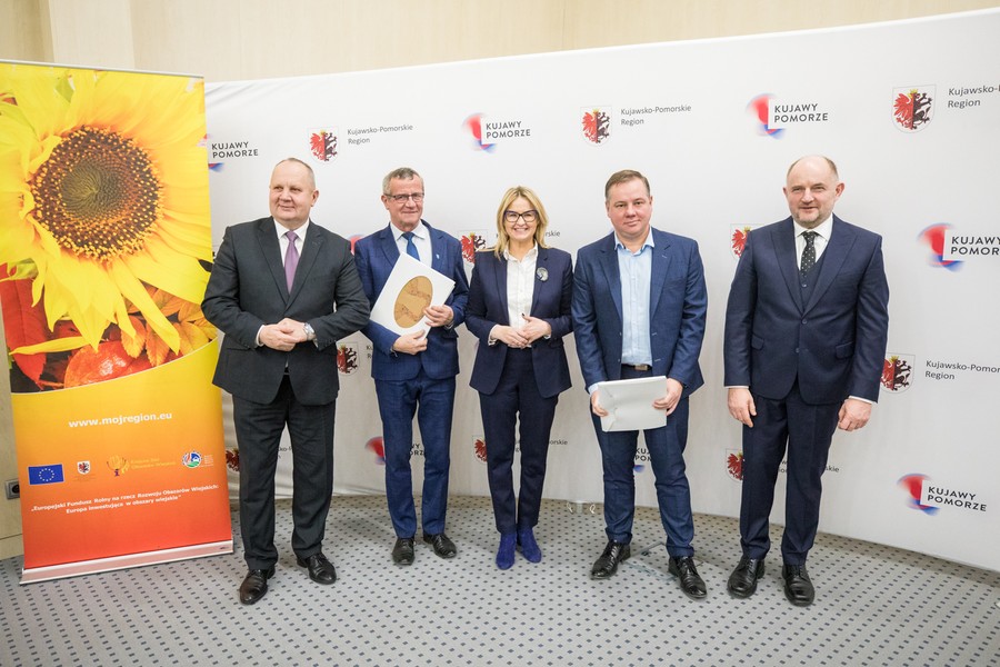 Wręczenie umów PROW, fot. Andrzej Goiński/UMWKP