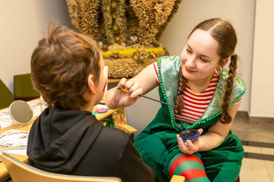 Warsztaty świąteczne u marszałka, fot. Szymon Zdziebło dla UMWKP