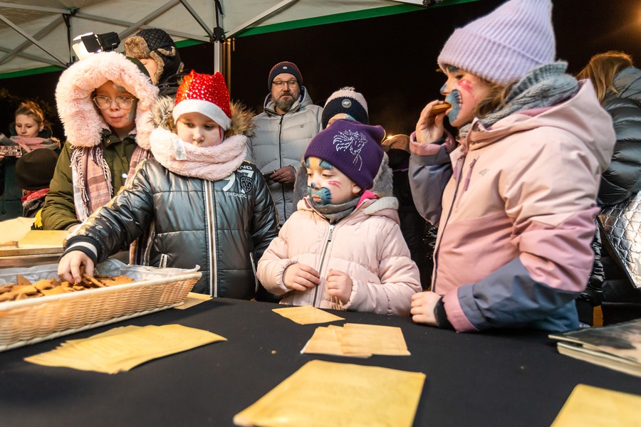 Warsztaty świąteczne u marszałka, fot. Szymon Zdziebło dla UMWKP