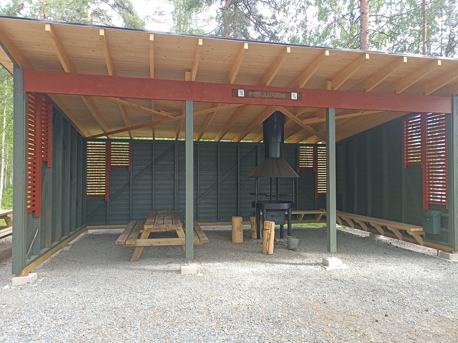 Park Narodowy Leivonmäki, wiata grillowa w punkcie postojowym, fot. Katarzyna Rzemykowska