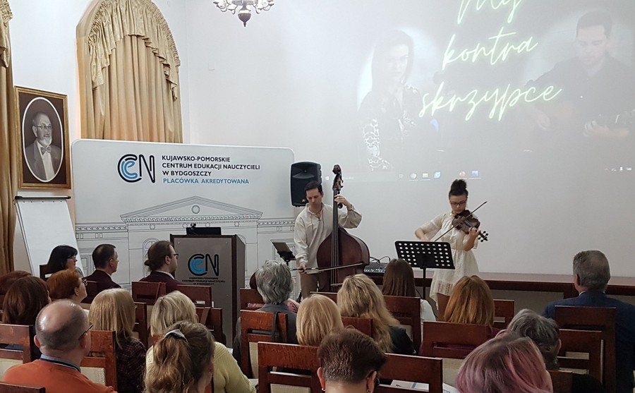 My kontra skrzypce - duet instrumentalny