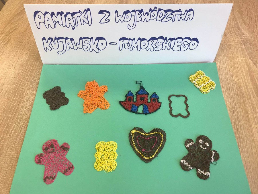 Prace wykonane długopisami 3D, autor zdjęcia K. Sypniewska