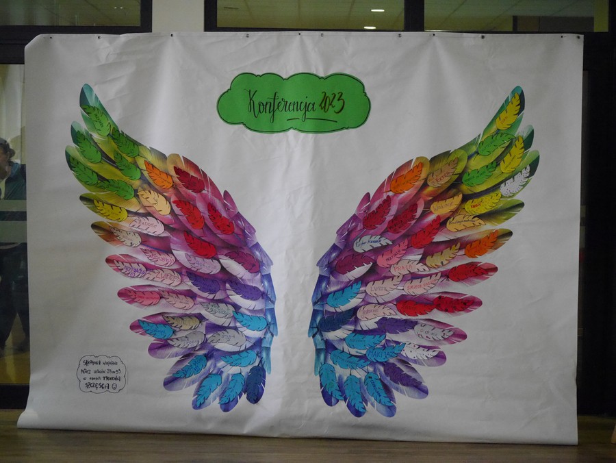 konferencyjne skrzydła autor - K. Lewandowska