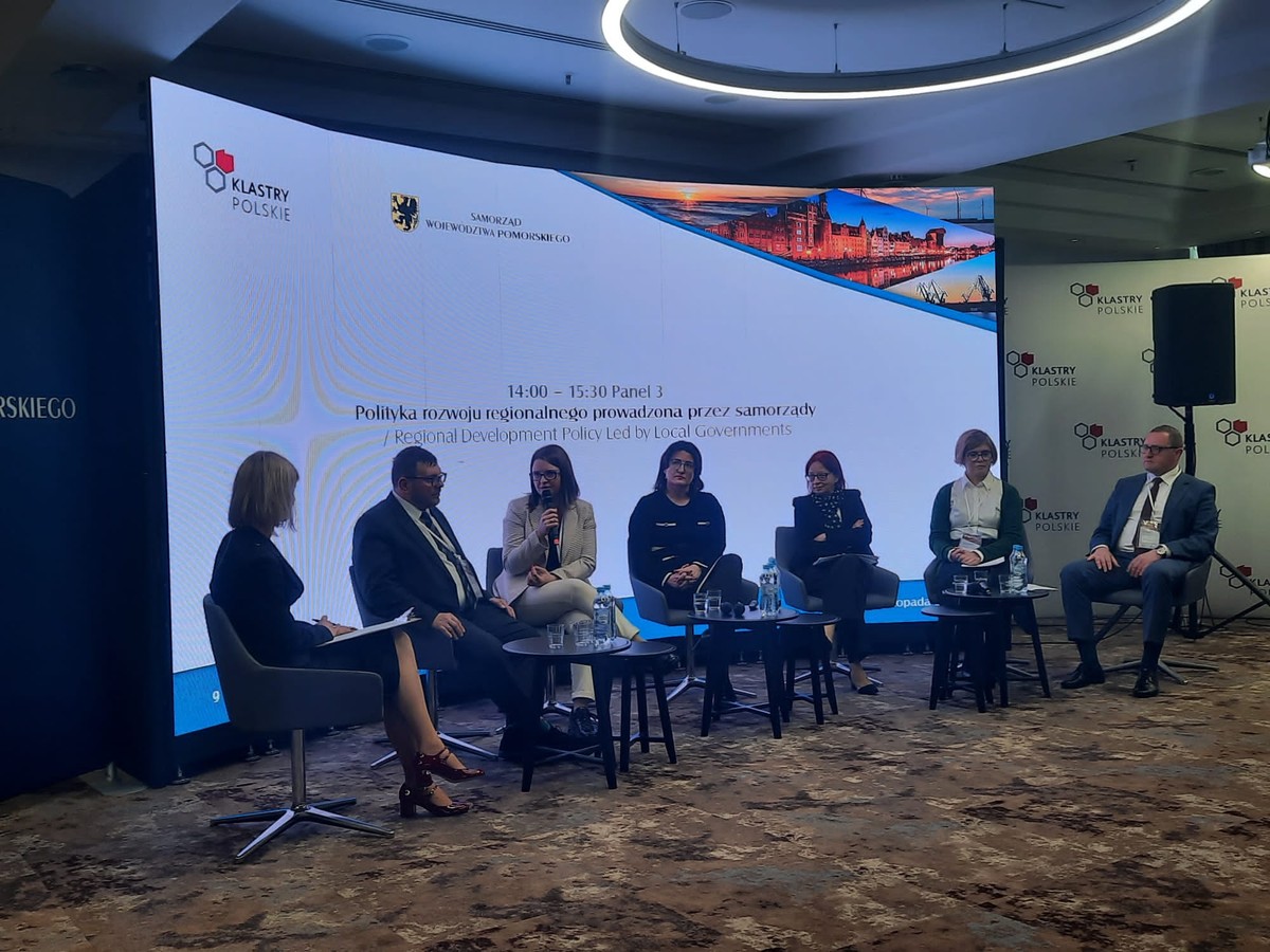 Panel „Polityka rozwoju regionalnego prowadzona przez samorządy” podczas Kongresu Klastrów Polskich w Gdańsku.