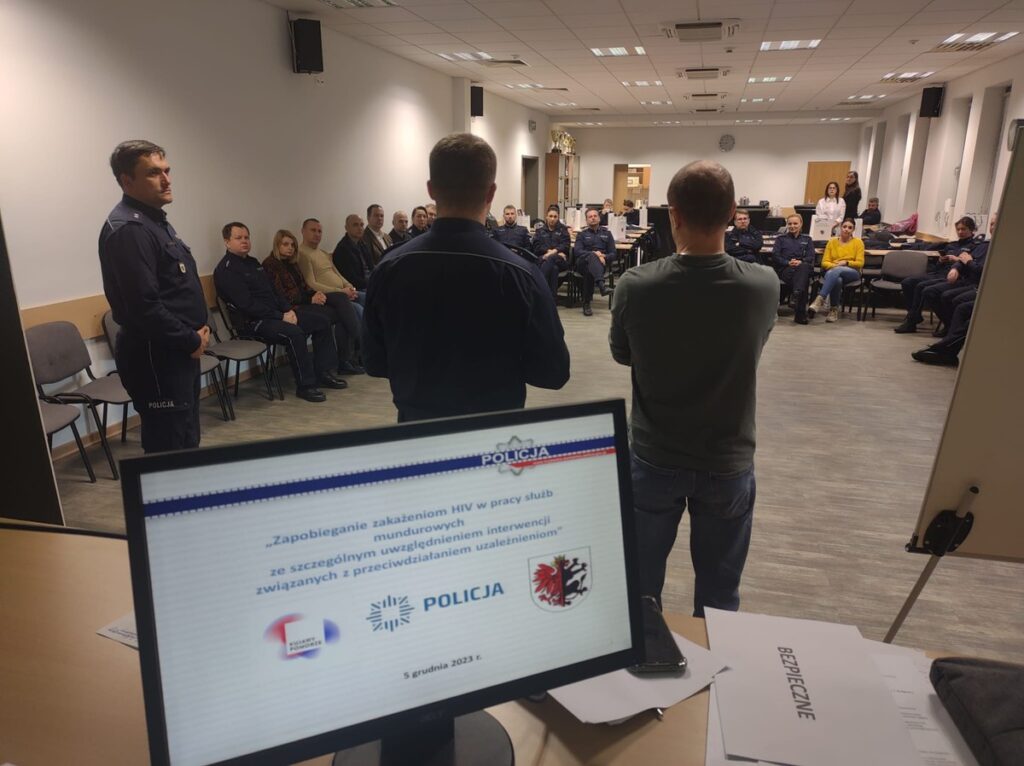 Szkolenie pn. Zapobieganie zakażeniom HIV w pracy służb mundurowych