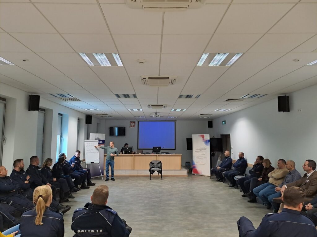 Szkolenie pn. Zapobieganie zakażeniom HIV w pracy służb mundurowych