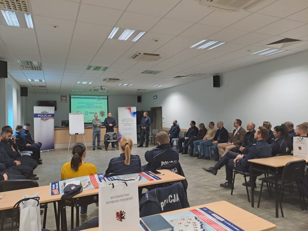 Szkolenie pn. Zapobieganie zakażeniom HIV w pracy służb mundurowych