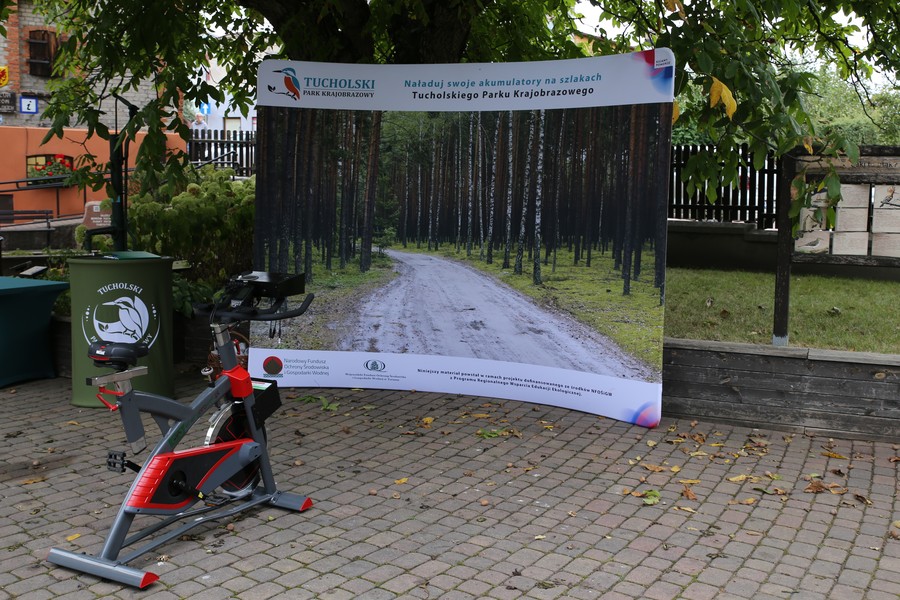 Energorower i ścianka edukacyjno-promocyjna, fot. Rafał Borzyszkowski