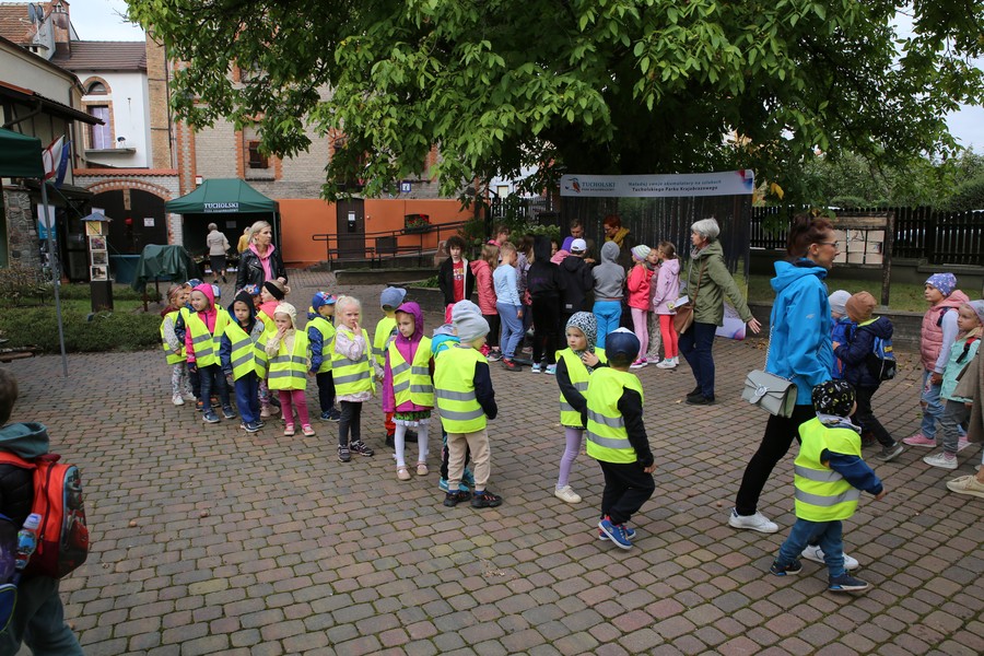 Najmłodsi uczestnicy warsztatów, fot. Rafał Borzyszkowski