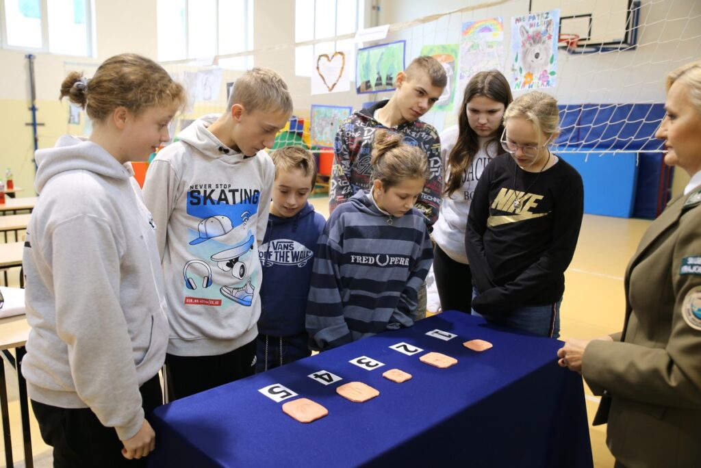 konkurencja 3, czyj to trop, fot. W.Wojtasik