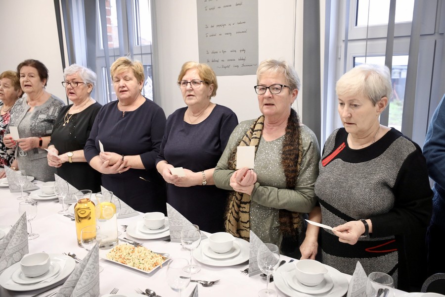Spotkanie noworoczne w domu seniora w Biskupicach, fot. Andrzej Goiński/UMWKP