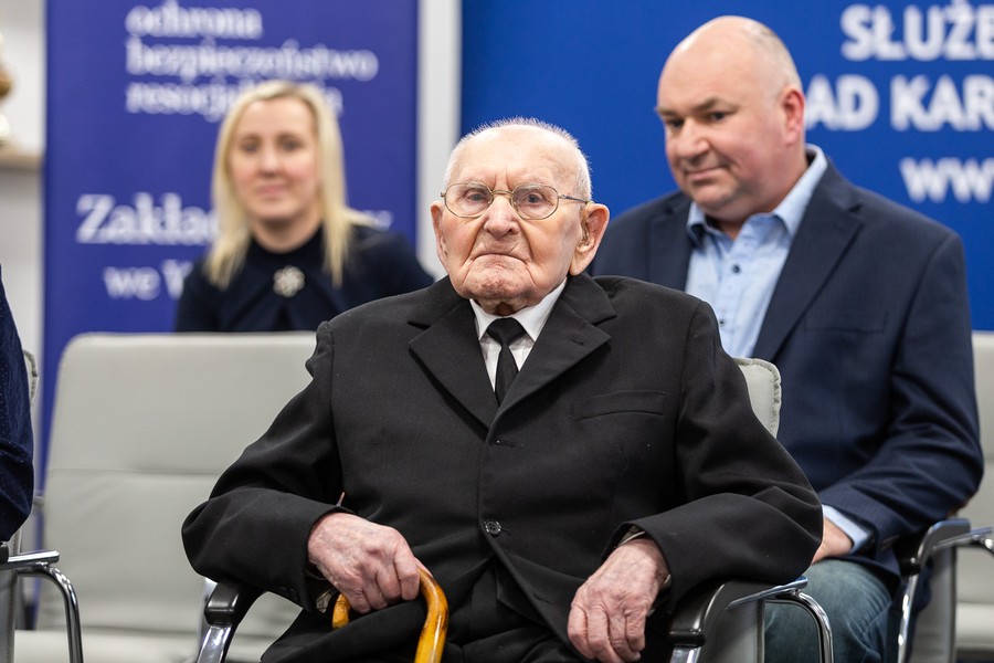 Setne urodziny Henryka Ćwiklińskiego, fot. Szymon Zdziebło/tarantoga.pl dla UMWKP