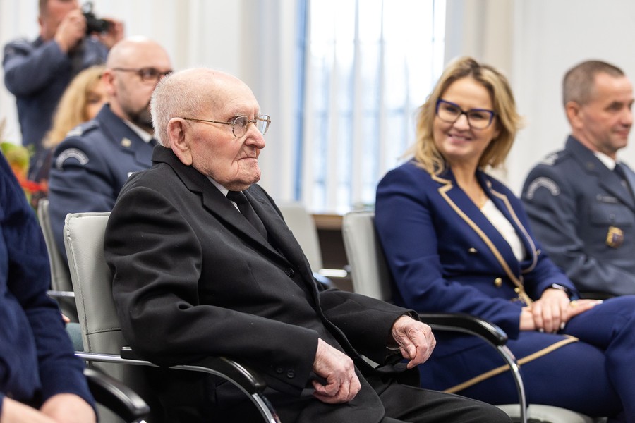 Setne urodziny Henryka Ćwiklińskiego, fot. Szymon Zdziebło/tarantoga.pl dla UMWKP