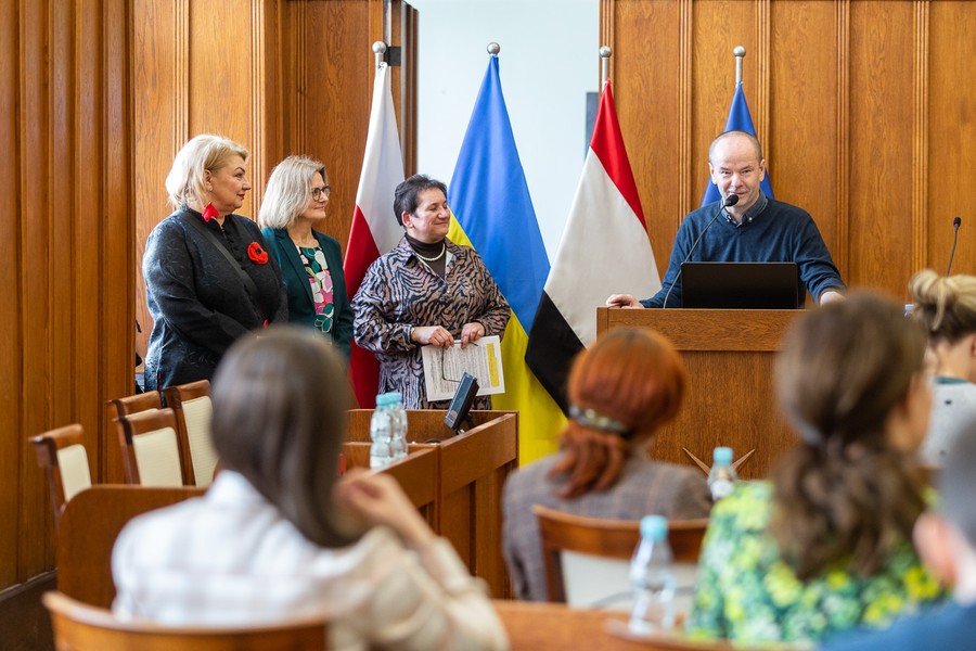Dyktando w Urzędzie Marszałkowskim, 16 lutego 2023, fot. Szymon Zdziebło/tarantoga.pl dla UMWKP