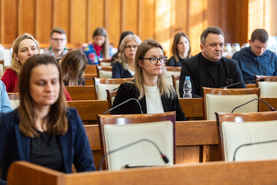 Dyktando w Urzędzie Marszałkowskim, 16 lutego 2023, fot. Szymon Zdziebło/tarantoga.pl dla UMWKP