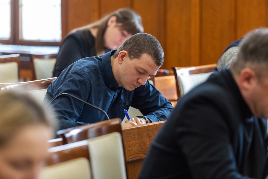 Dyktando w Urzędzie Marszałkowskim, 16 lutego 2023, fot. Szymon Zdziebło/tarantoga.pl dla UMWKP