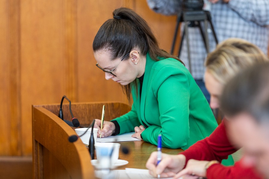 Dyktando w Urzędzie Marszałkowskim, 16 lutego 2023, fot. Szymon Zdziebło/tarantoga.pl dla UMWKP