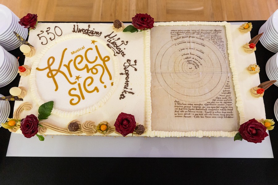 Spotkanie przed spektaklem Kręci się, fot. Szymon Zdziebło/tarantoga.pl dla UMWKP