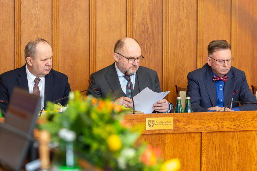 Sesja sejmiku województwa 27.03.23, fot. Szymon Zdziebło/tarantoga.pl dla UMWKP