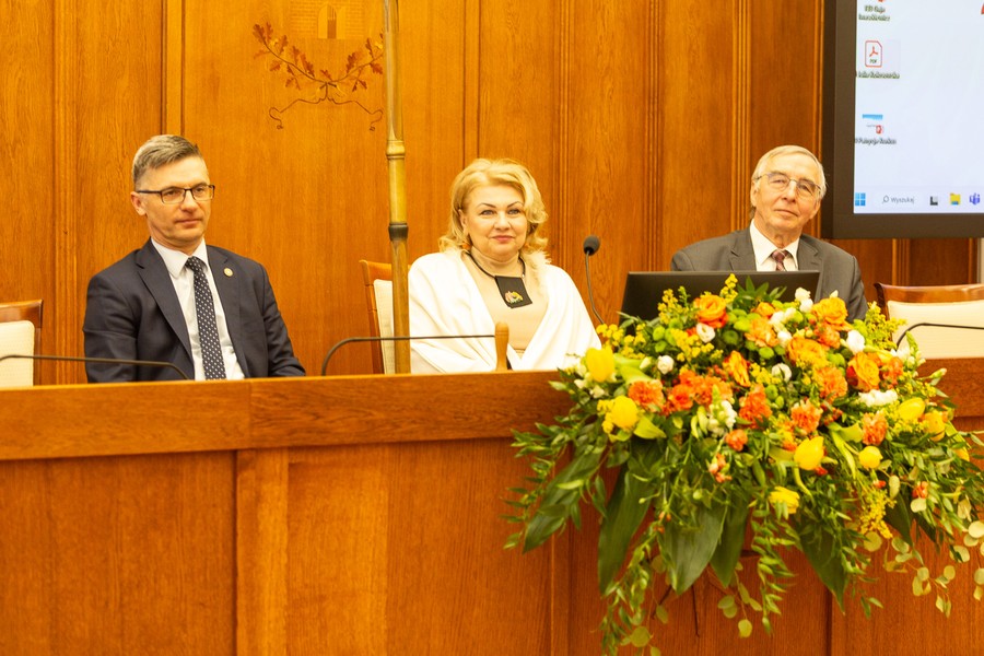 Konkurs wiedzy o samorządzie terytorialnym dla szkół podstawowych, fot. Szymon Zdziebło/tarantoga.pl dla UMWKP