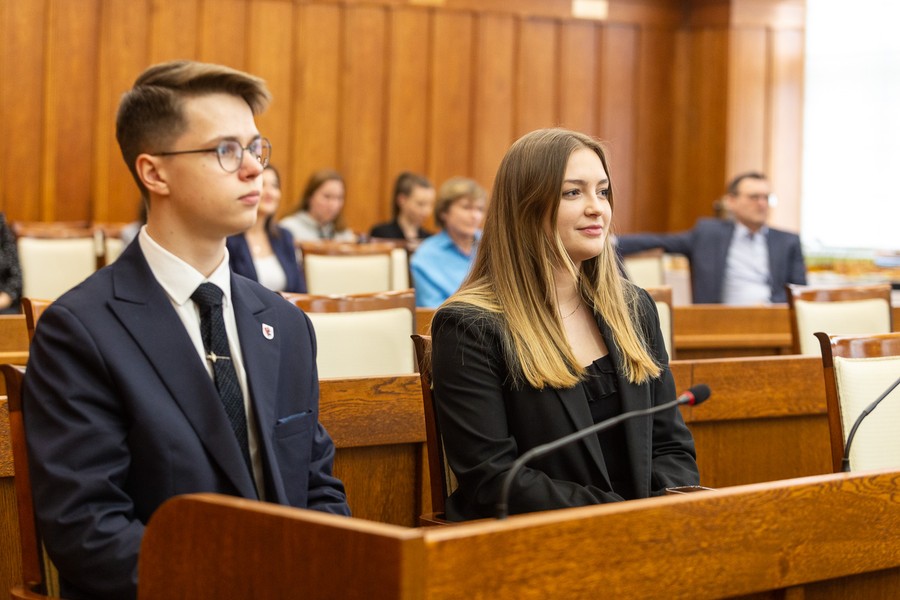 Konkurs wiedzy o samorządzie terytorialnym dla szkół podstawowych, fot. Szymon Zdziebło/tarantoga.pl dla UMWKP