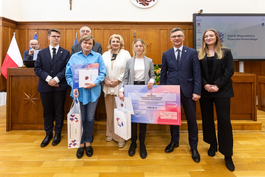 Konkurs wiedzy o samorządzie terytorialnym dla szkół podstawowych, fot. Szymon Zdziebło/tarantoga.pl dla UMWKP