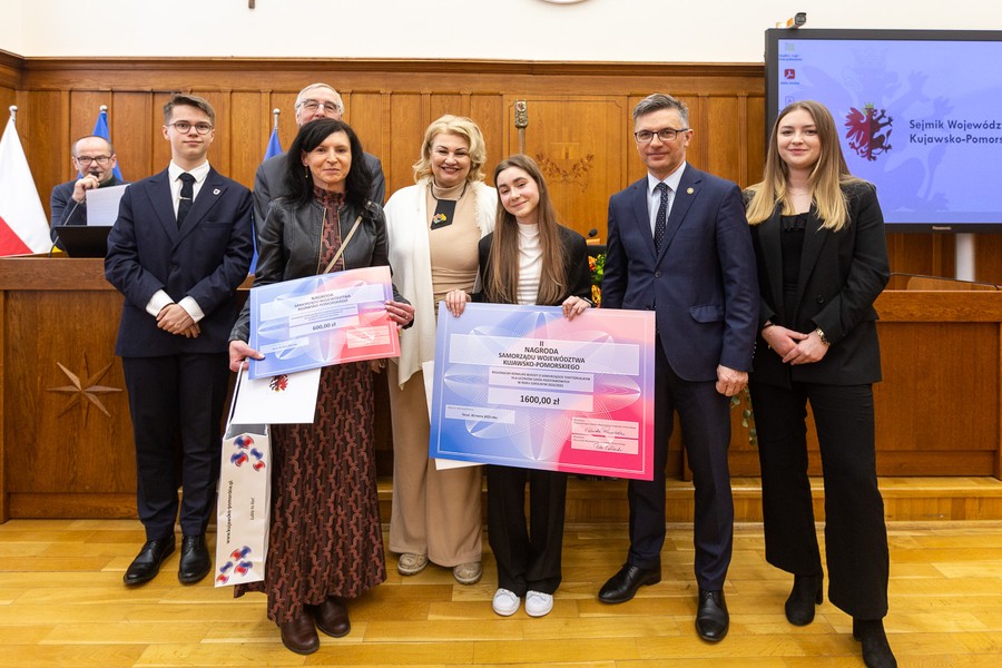 Konkurs wiedzy o samorządzie terytorialnym dla szkół podstawowych, fot. Szymon Zdziebło/tarantoga.pl dla UMWKP