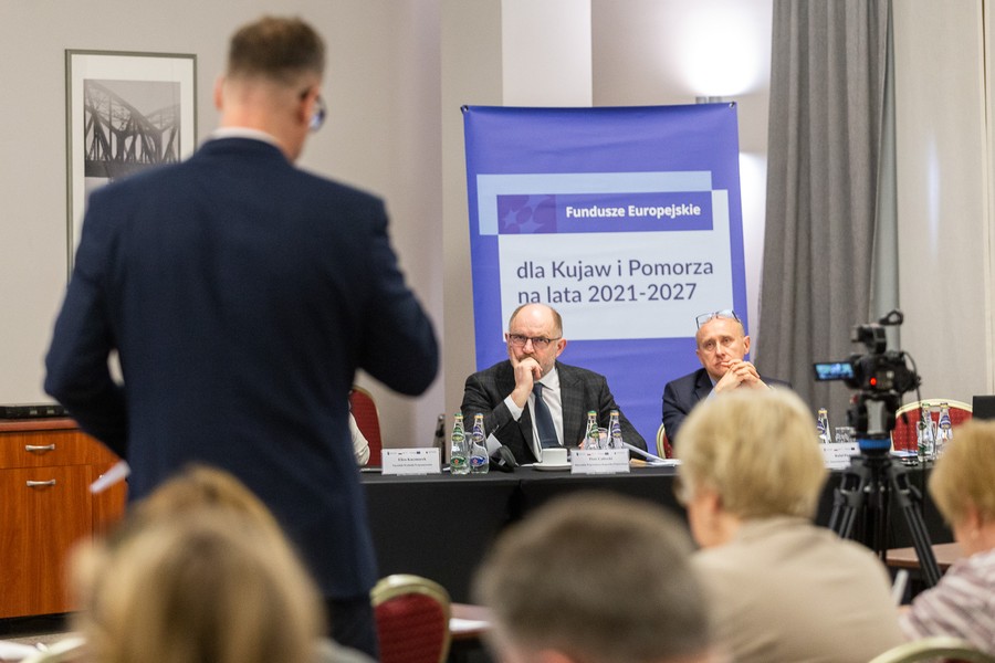 Obrady Komitetu Monitorującego FEdKP 2021-2027, fot. Szymon Zdziebło/tarantoga.pl dla UMWKP