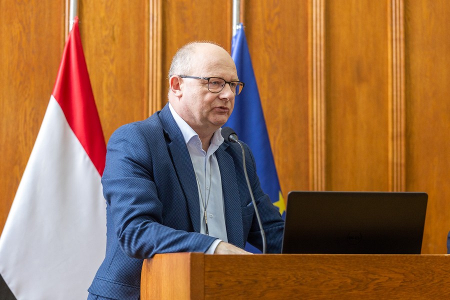 Podpisanie umów na modernizację infrastruktury drogowej, 31 marca 2023, fot. Szymon Zdziebło/tarantoga.pl dla UMWKP