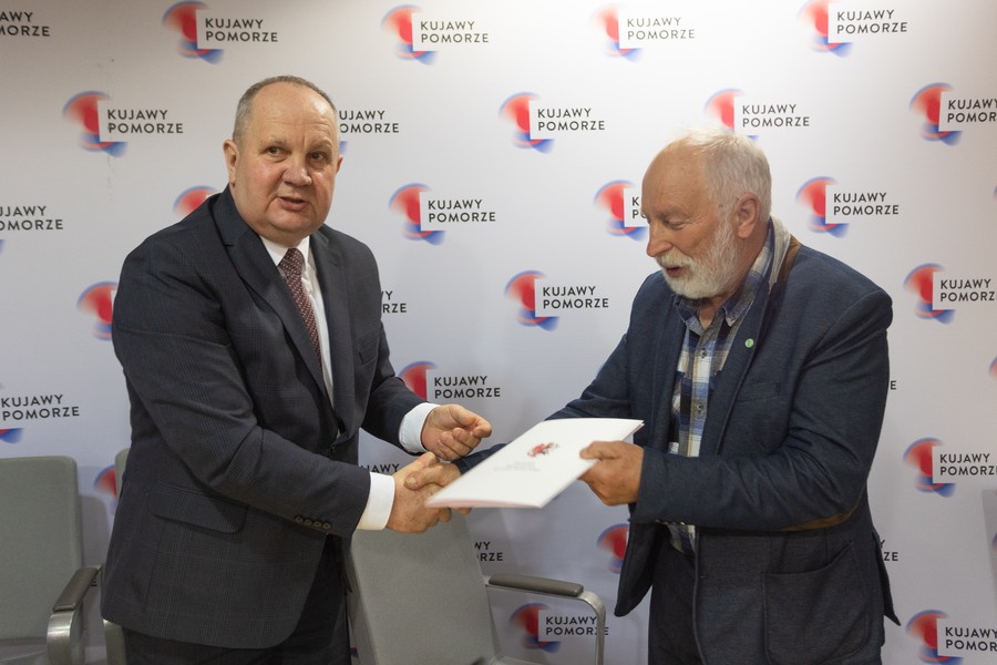 Podpisanie umów z partnerami KSOW, fot. Mikołaj Kuras dla UMWKP