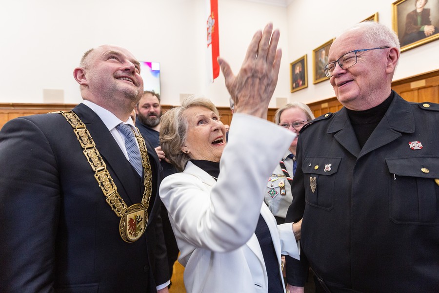 Uroczysta sesja sejmiku województwa, fot. Szymon Zdziebło/UMWKP