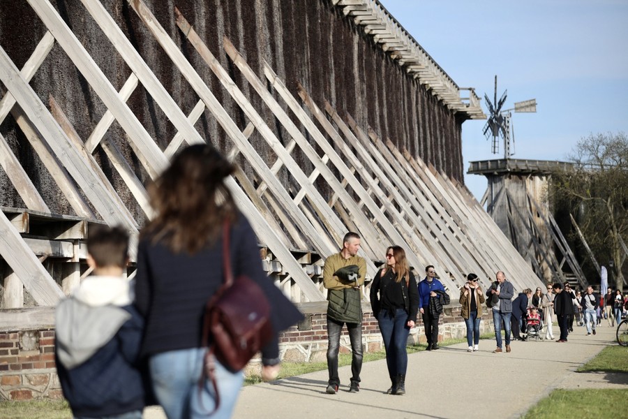 Otwarcie ciechocińskich tężni po modernizacji, fot. Andrzej Goiński/UMWKP