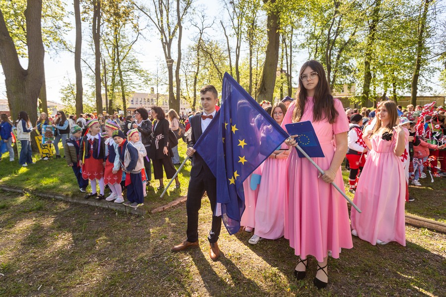 „Podróż po Europie” – uroczystości w Strzelnie, fot. Szymon Zdziebło/tarantoga.pl dla UMWKP