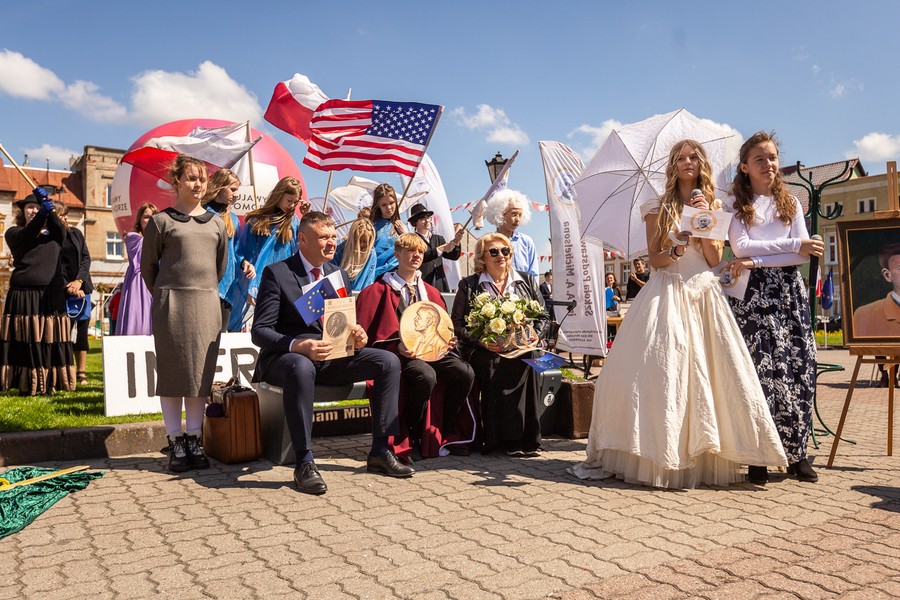 „Podróż po Europie” – uroczystości w Strzelnie, fot. Szymon Zdziebło/tarantoga.pl dla UMWKP