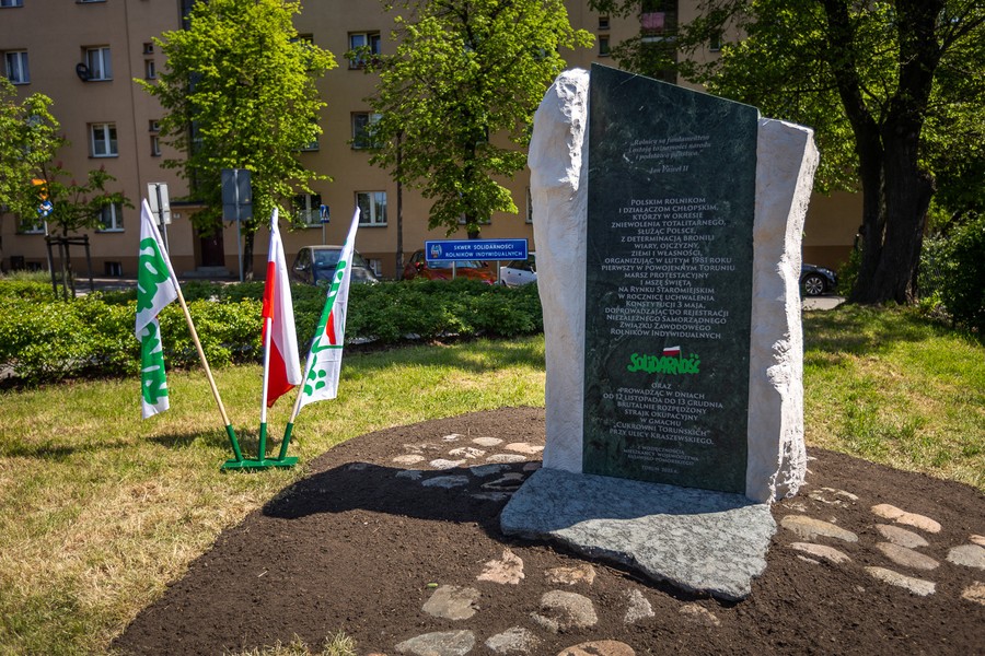 Inauguracja ogólnopolskich obchodów 42. rocznicy rejestracji NSZZ RI „Solidarność” w Toruniu, fot. Szymon Zdziebło/tarantoga.pl dla UMWKP