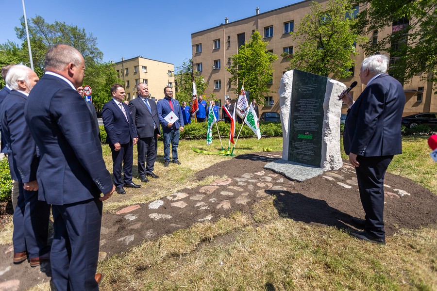 Inauguracja ogólnopolskich obchodów 42. rocznicy rejestracji NSZZ RI „Solidarność” w Toruniu, fot. Szymon Zdziebło/tarantoga.pl dla UMWKP