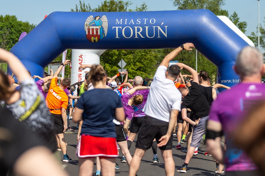 Run Toruń 2023, fot. Szymon Zdziebło, tarantoga.pl dla UMWKP