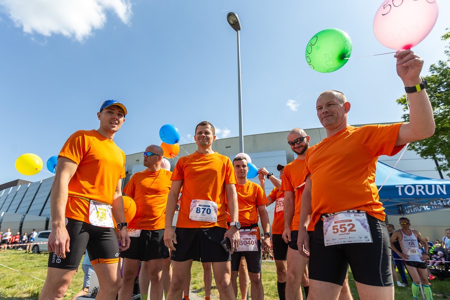 Run Toruń 2023, fot. Szymon Zdziebło, tarantoga.pl dla UMWKP