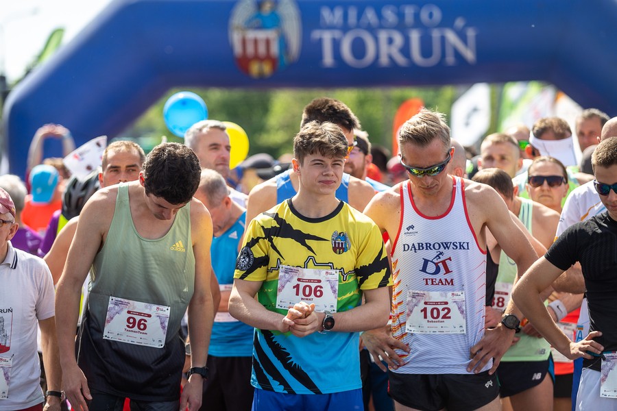 Run Toruń 2023, fot. Szymon Zdziebło, tarantoga.pl dla UMWKP