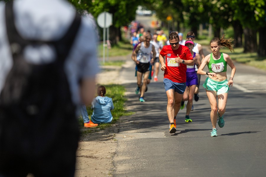 Run Toruń 2023, fot. Szymon Zdziebło, tarantoga.pl dla UMWKP